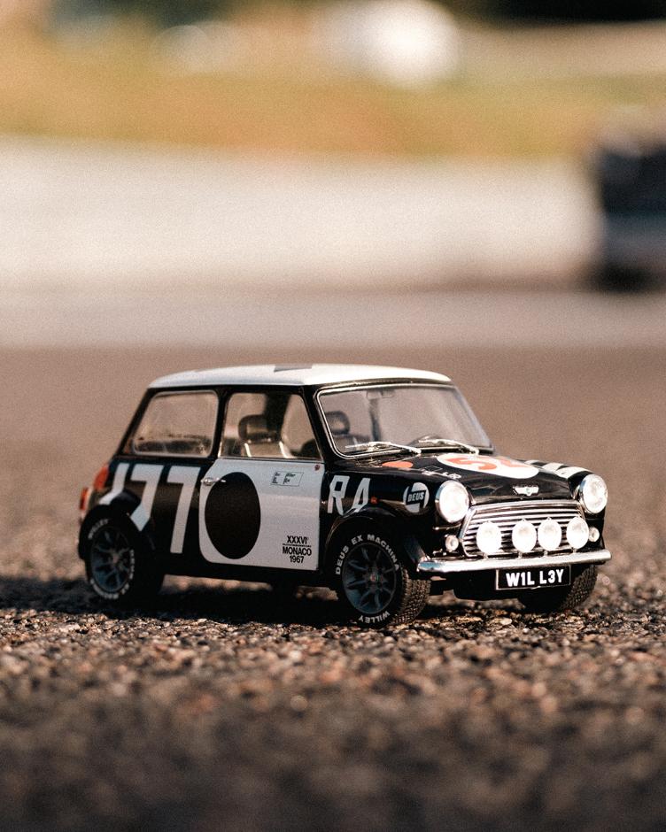 Mini Cooper MATT WILLEY 1:18 - 0