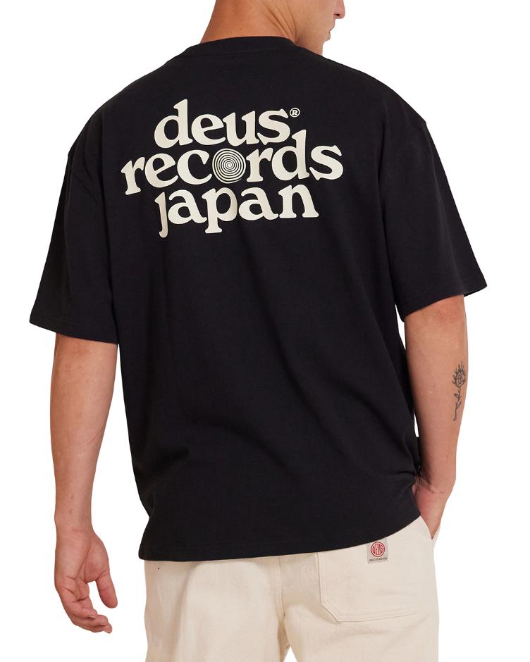 T-Shirt STRATA black