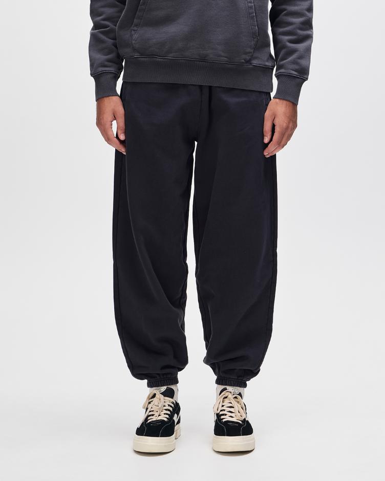 Trackpant SHIELD GARMENT DYED black
